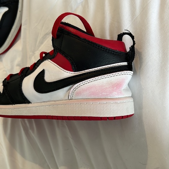 Nike Air Jordan’s - Size 3 (big kid) - Picture 5 of 8